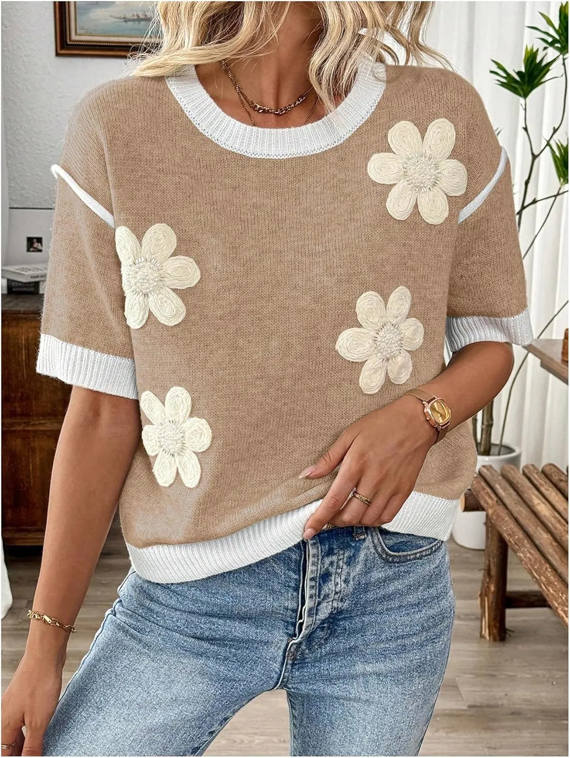 Floerns Women's Short Sleeve Crew Neck Flower Loose Knitted Sweaters Pullover Tops