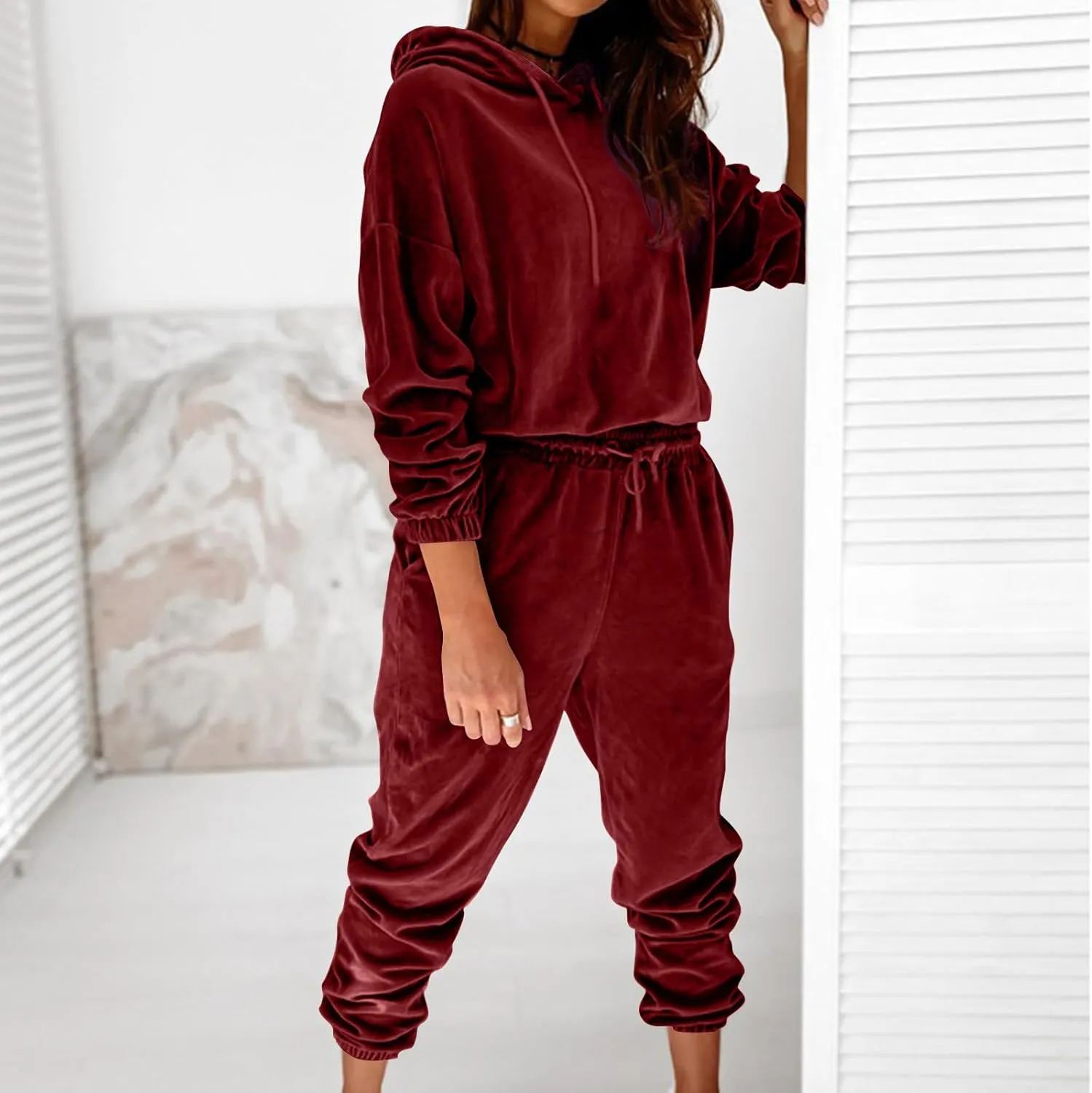 Lastesso Women's Velour Tracksuits Travel Loungewear Set Casual Size Hoodies Soft Loungewear Sets Going Out Sweat Suit