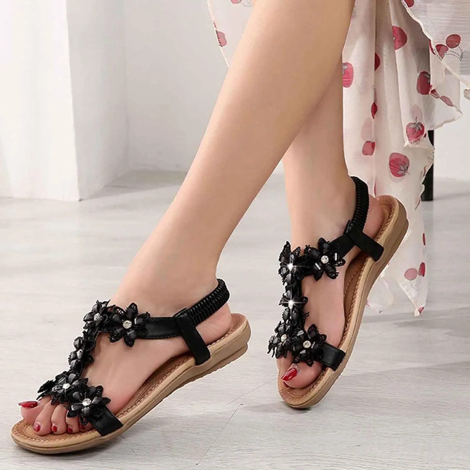 Womens Sandals with Flower Grabbing t-Straps - Casuals Womens Sandals with Stretch Back Strap Heels for Women